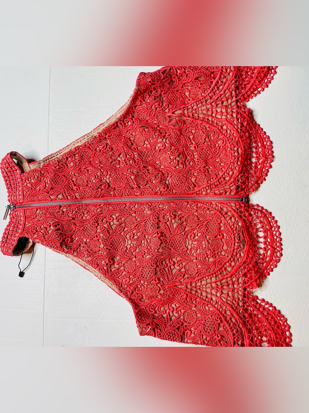 Stylestalker Lace Overlay Tank - Picture 8 of 10